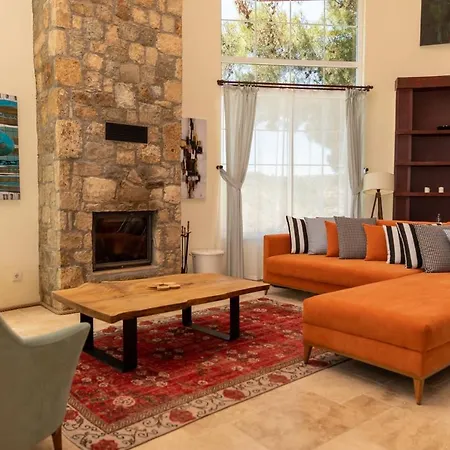 Captivating House With Private Pool Surrounded By Olive Grove In Seferihisar Villa