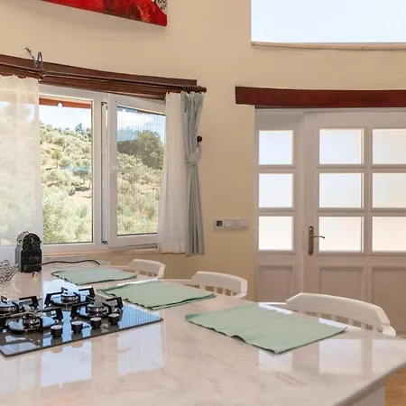 Captivating House With Private Pool Surrounded By Olive Grove In Seferihisar Villa *